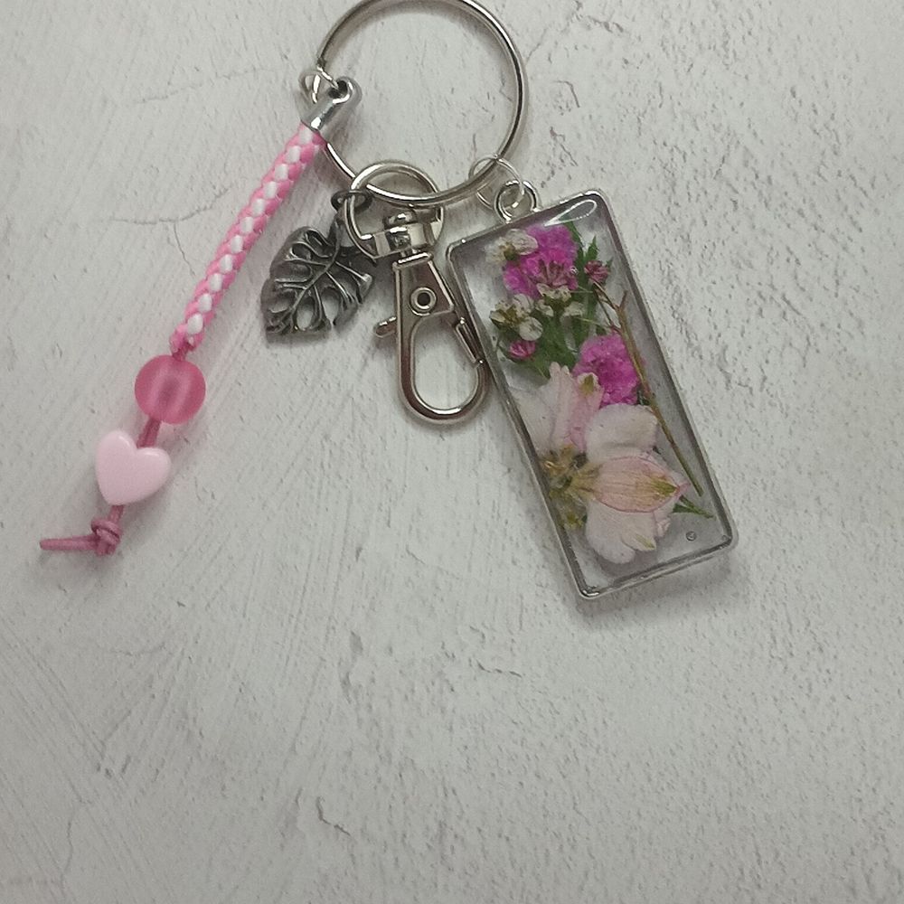 Pressed Flower Rectangular Keychain with Pink Bea… - image 2
